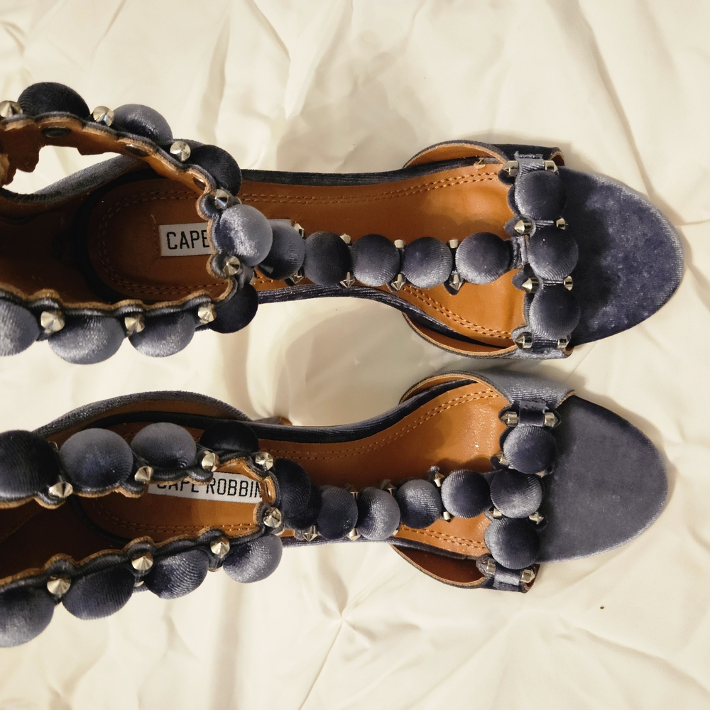 Cape Robbin Women's Blue Velvet Sandals